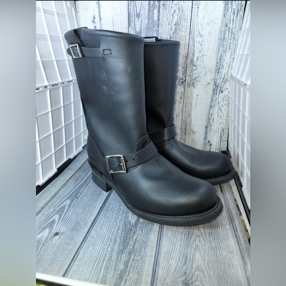 Women Frye boots size 9,5M 77400 biker ankle work engineering motorcycle leather
